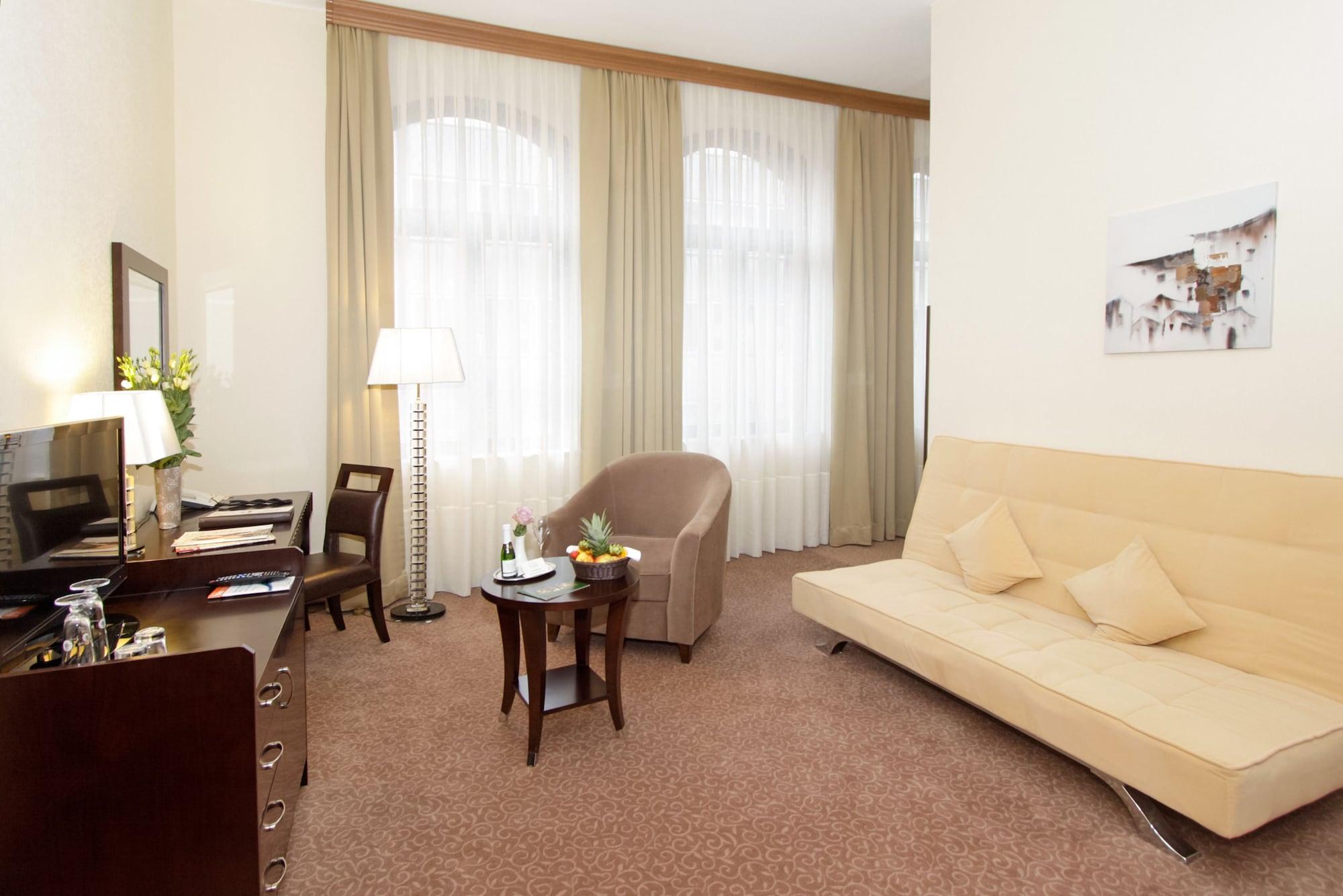 Hotel Grand Palace 4*