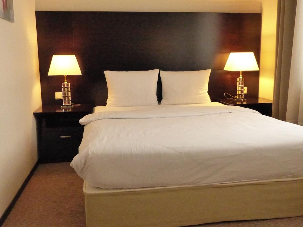 Grand Palace 4*