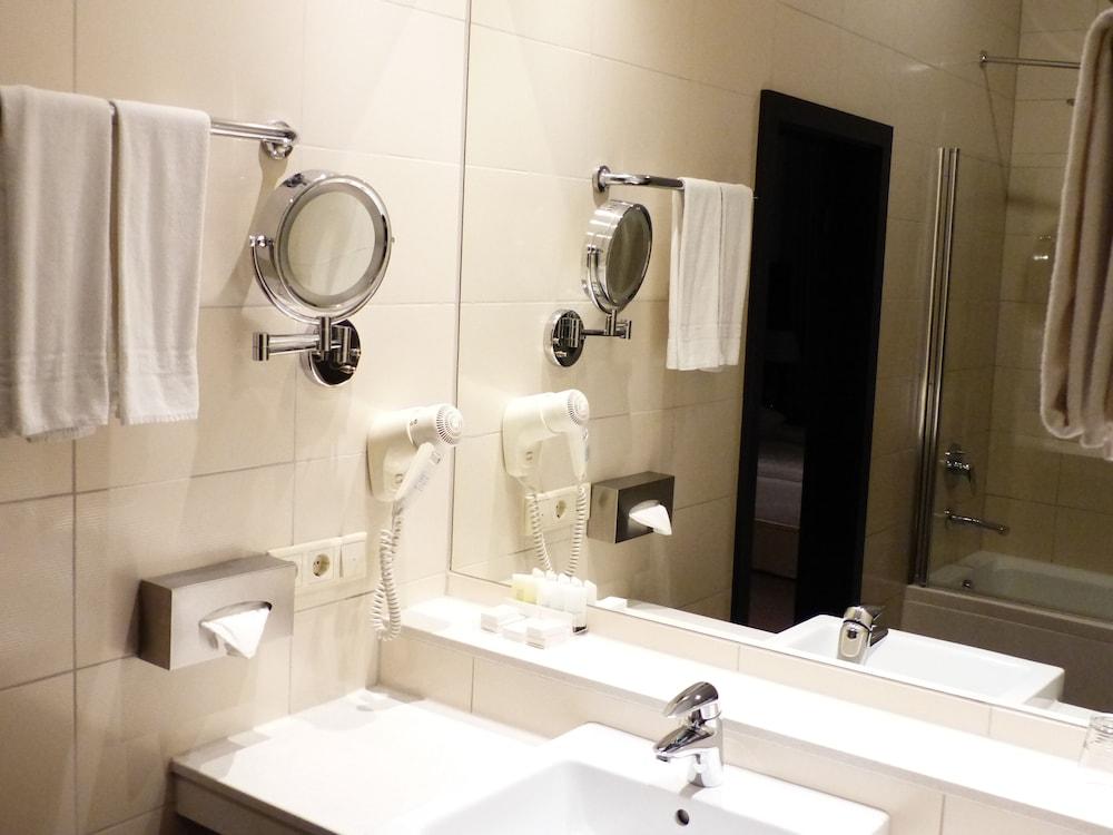 Hotel Grand Palace